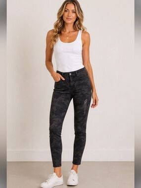STS Blue Alice Ankle Skinny Jeans Size 28 Black Camo Distressed Stretch Denim